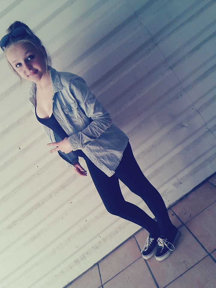 Blondinette
 #38808338