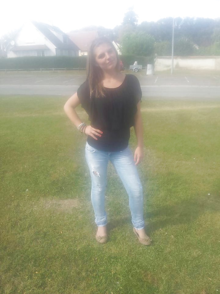 Blondinette
 #38808346