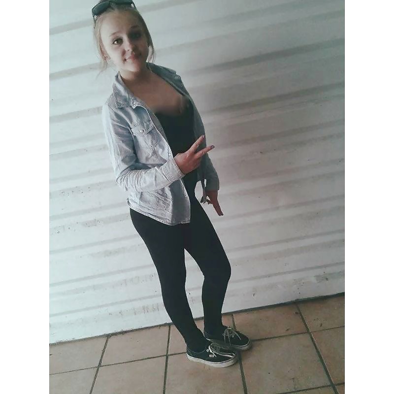 Blondinette
 #38808354