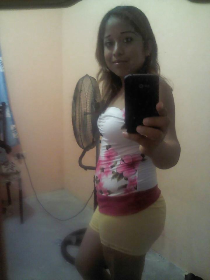Chaparra nalgona
 #40396383