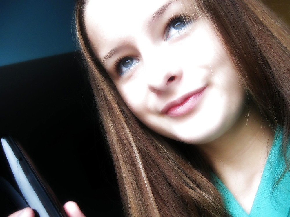 Hermosa joven cumwhore
 #34700067