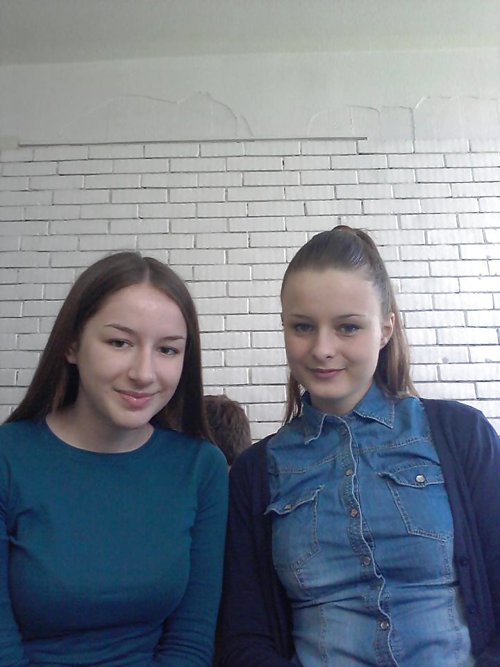 Hermosa joven cumwhore
 #34700107