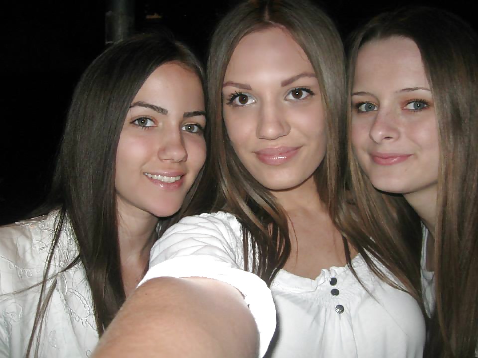 Hermosa joven cumwhore
 #34700111