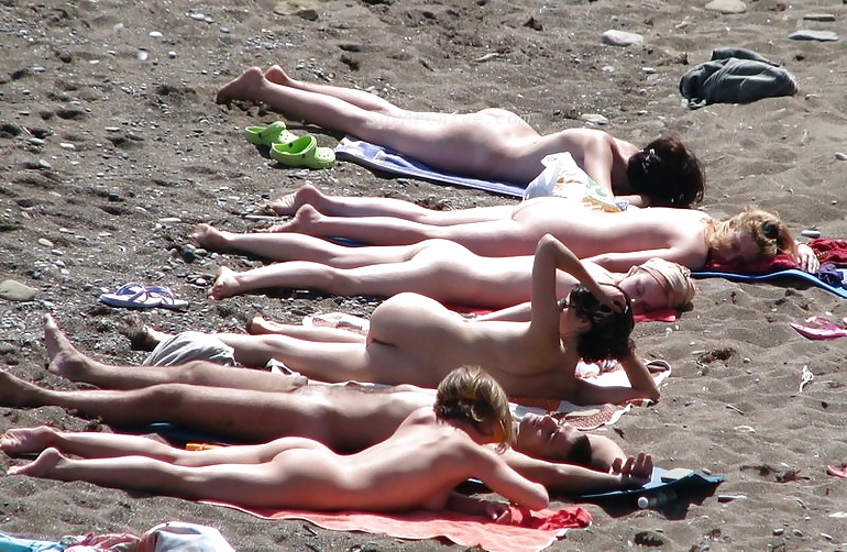 Beachvoyeur 5 - ragazze insieme sulla spiaggia - bvr
 #28674793