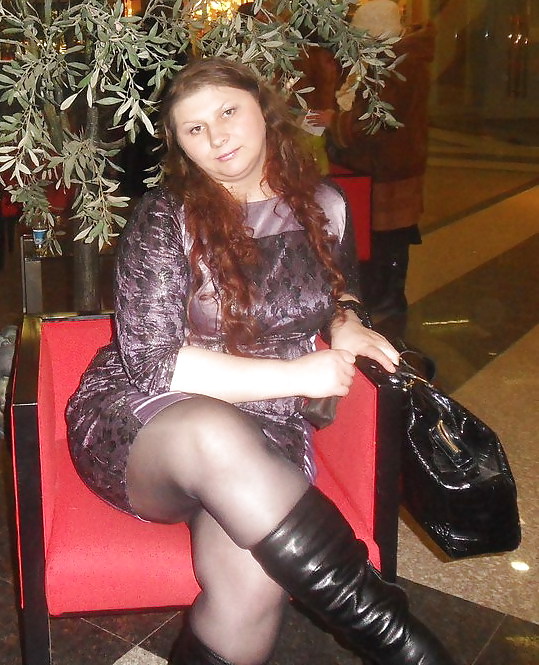 Full thighs in the mini 18 #24202952