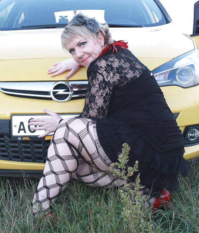 Full thighs in the mini 18 #24202989