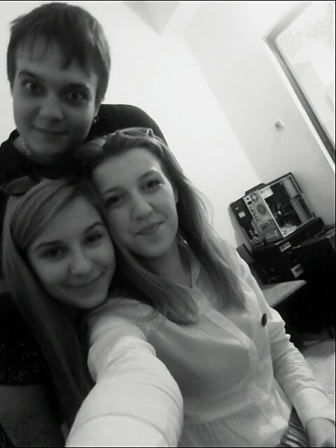 Aleksandra2 moja kolezanka
 #39483207