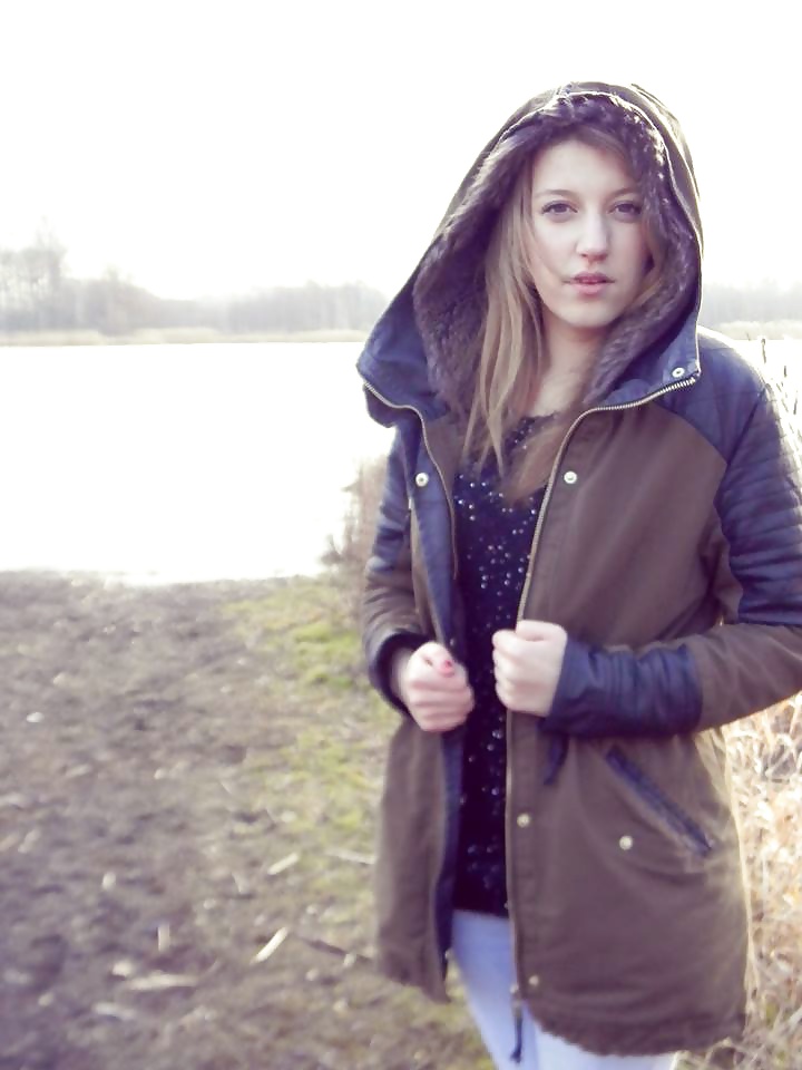 Aleksandra2 moja kolezanka
 #39483233