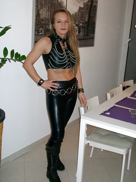 Milf Cuir Alex #26643569