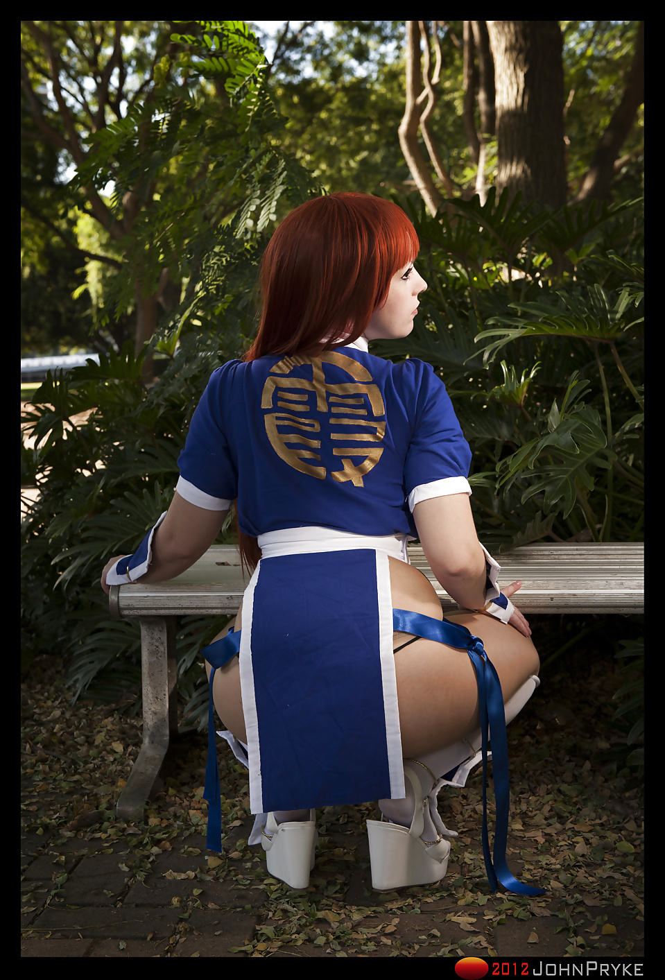 Cosplay #39980093
