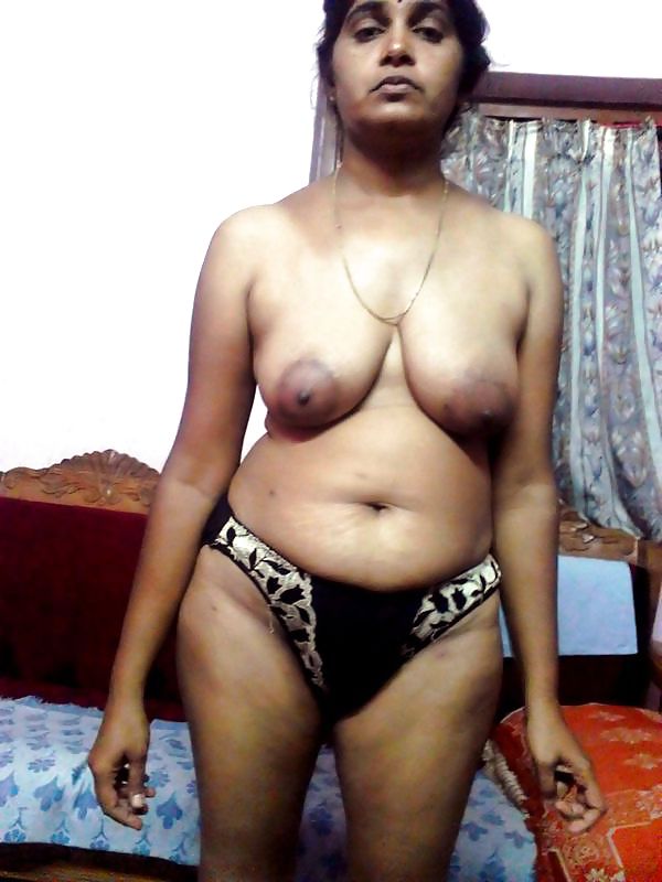Mallu Lehrer Posiert Nackt Verbreitung Schamlippen #23629047