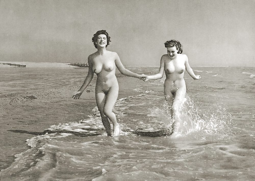 Unas cuantas chicas naturistas vintage que realmente me excitan (7)
 #24087990