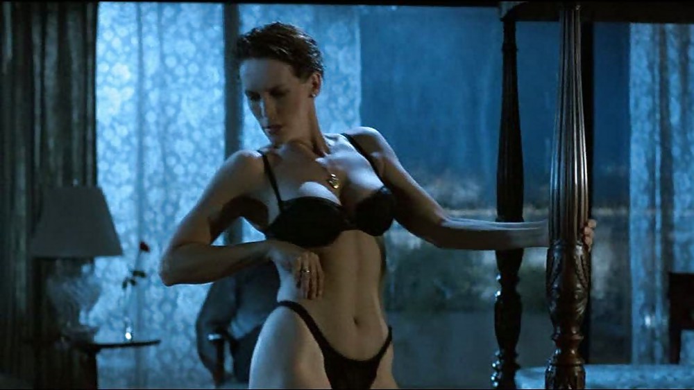 Jamie Lee Curtis In BH Und String #23161390