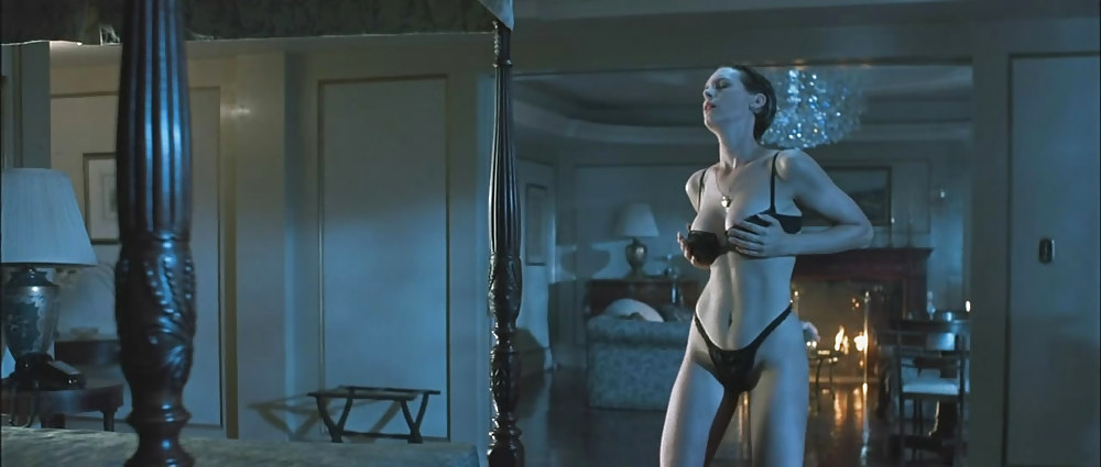 Jamie Lee Curtis In BH Und String #23161455