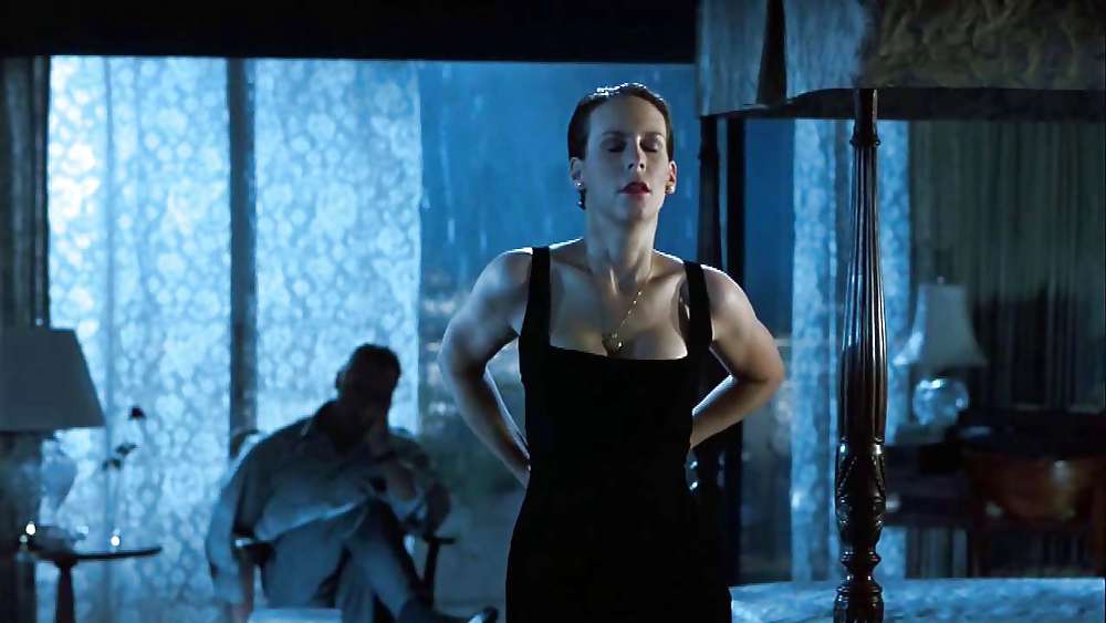 Jamie Lee Curtis In BH Und String #23161544