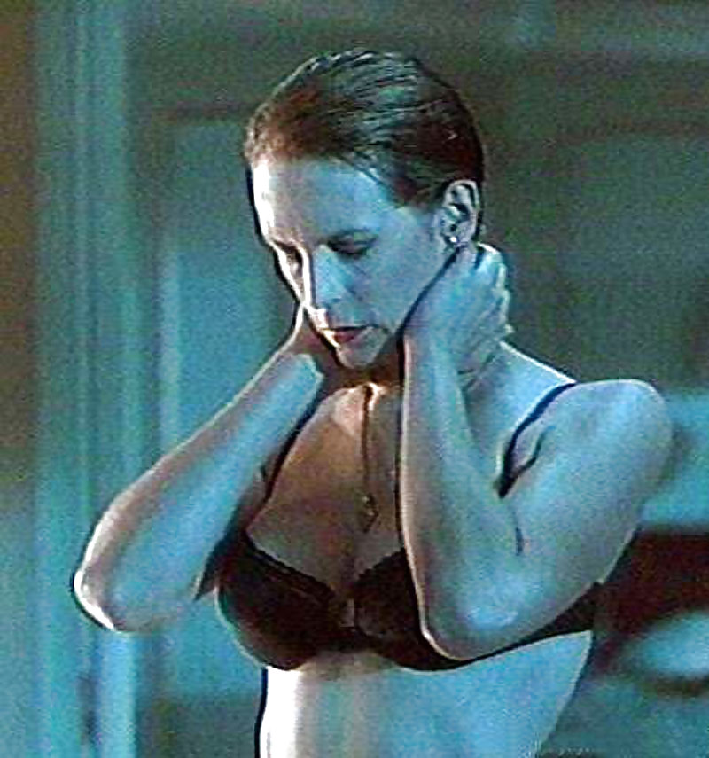 Jamie Lee Curtis in Bra and Thong  #23161579