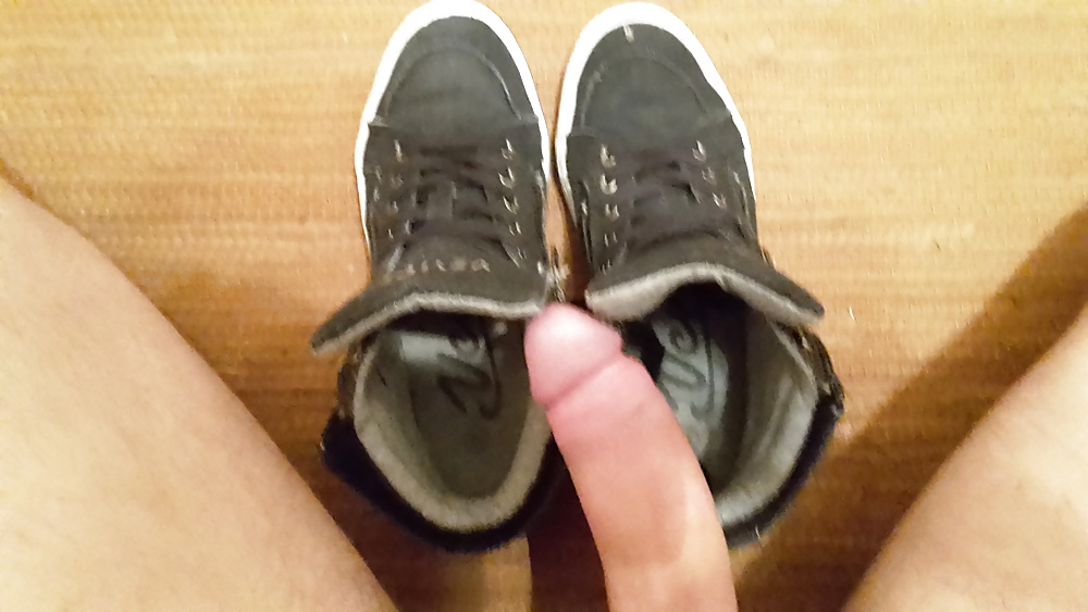 Ein paar Schuche der Freundin #29914135