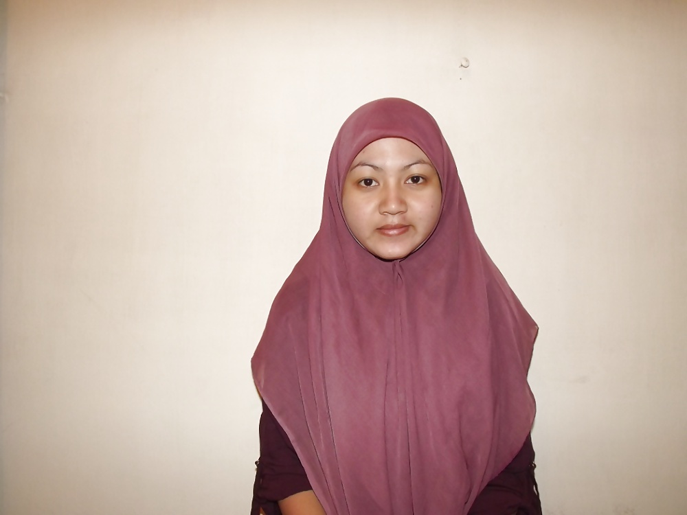 Indonesia- jilbab universitas #31584876