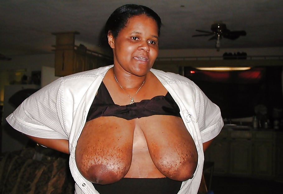 The debora and her big chocolate tits
 #24546708