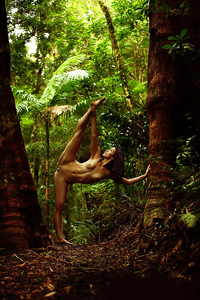 It's impossible to imagine ... only to see.. (NM) #33832732