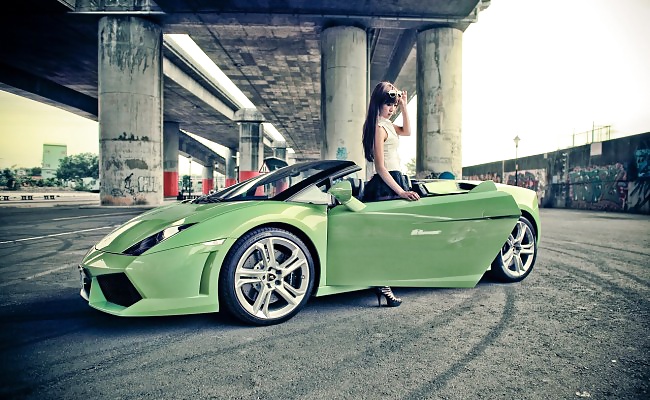 Sexy Girls with Nice Cars