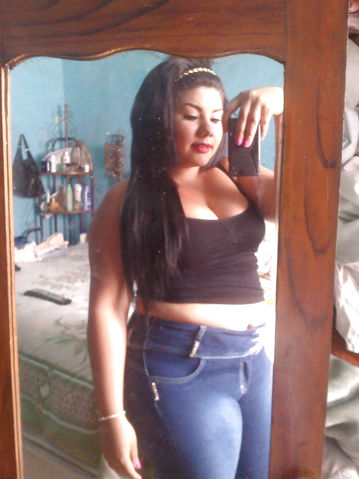 Cómo te follarías a esta joven mexicana
 #30485168