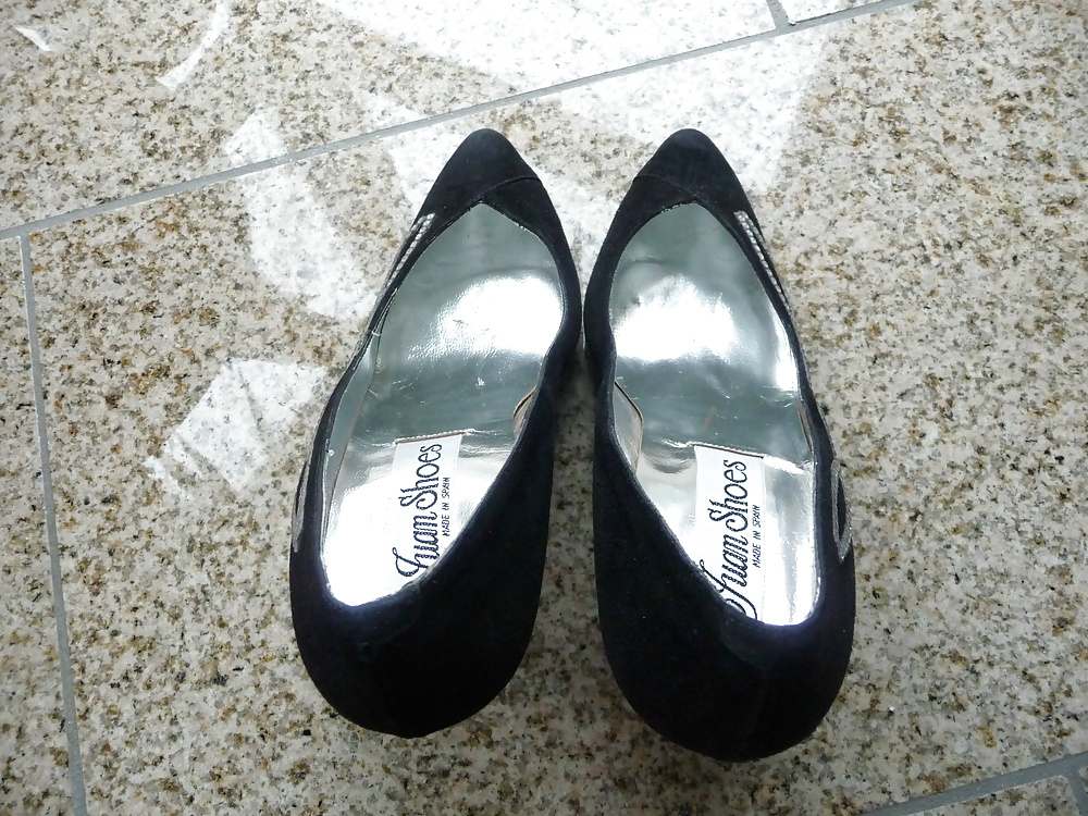 Pumps meiner geilen Nachbarin #40009052