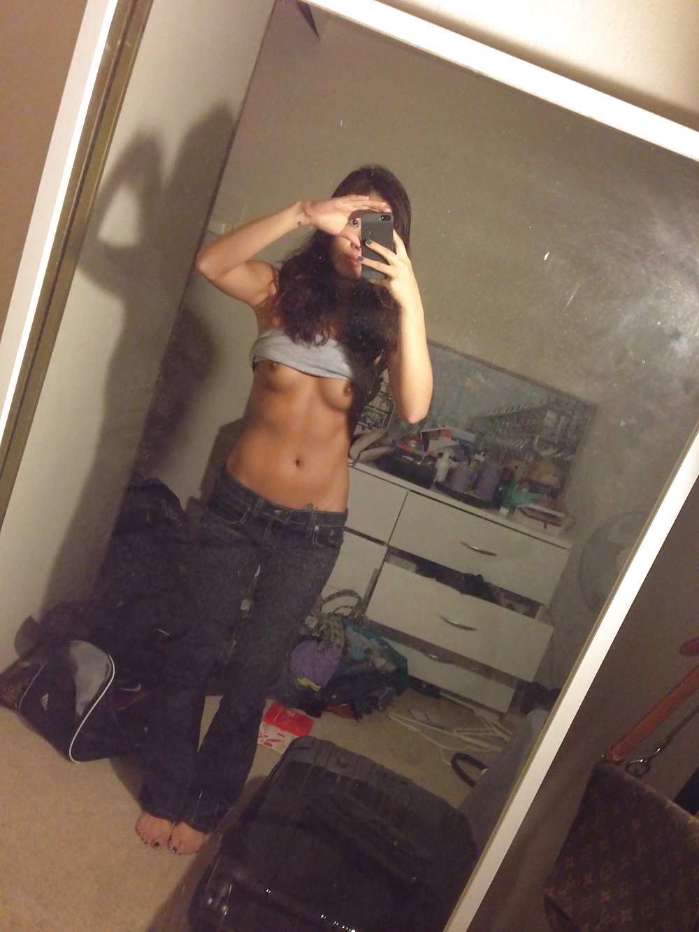 Selfies vol 1
 #39007013