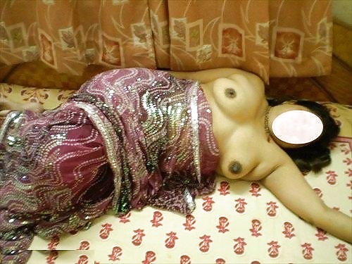 Saree Nude Indian Aunty #29368590