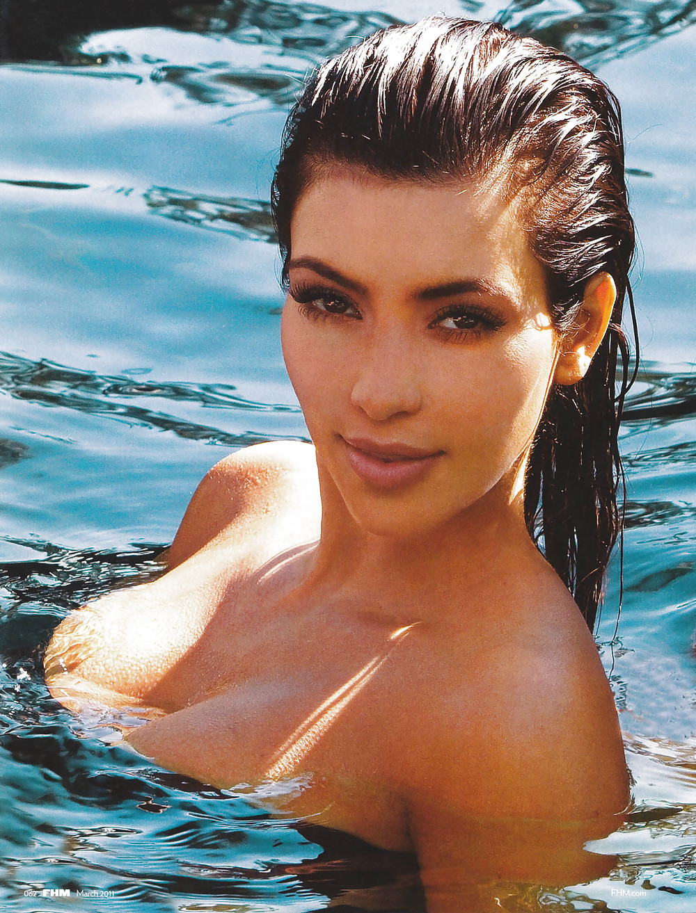 Kim Kardashian al suo più caldo
 #36131637