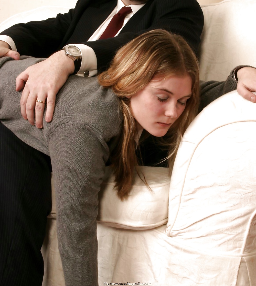 Toujours punie 
 #28551973