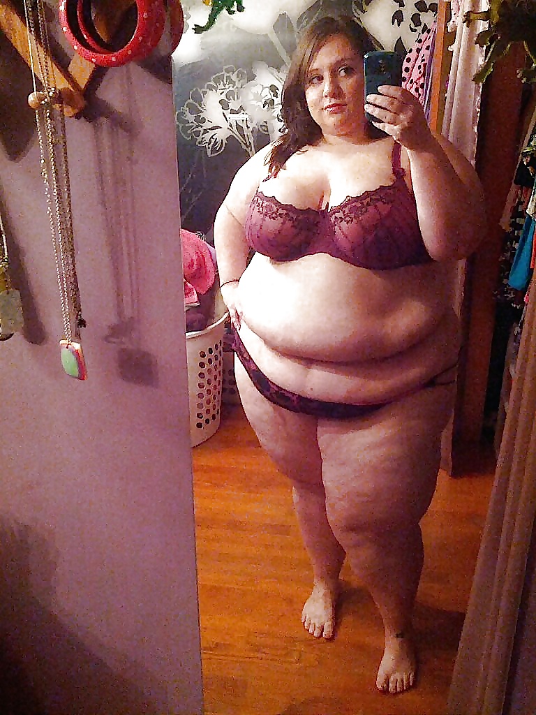 Pawg: once u had meat u will never go back 2 bones #117
 #40791604