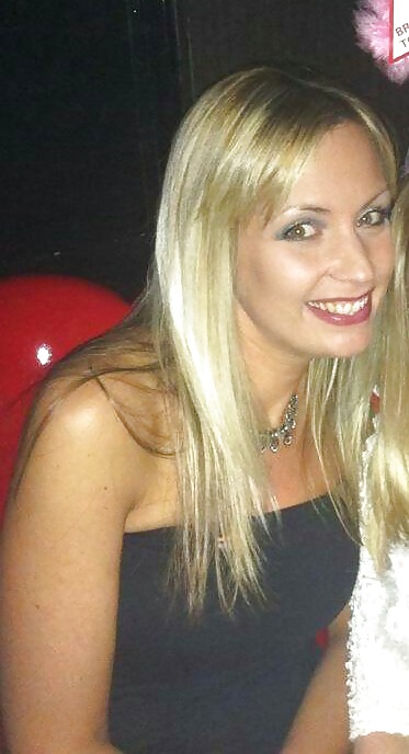 Chicas que me gustaron (tocando mis brazos y gustando mi trasero)
 #29345521