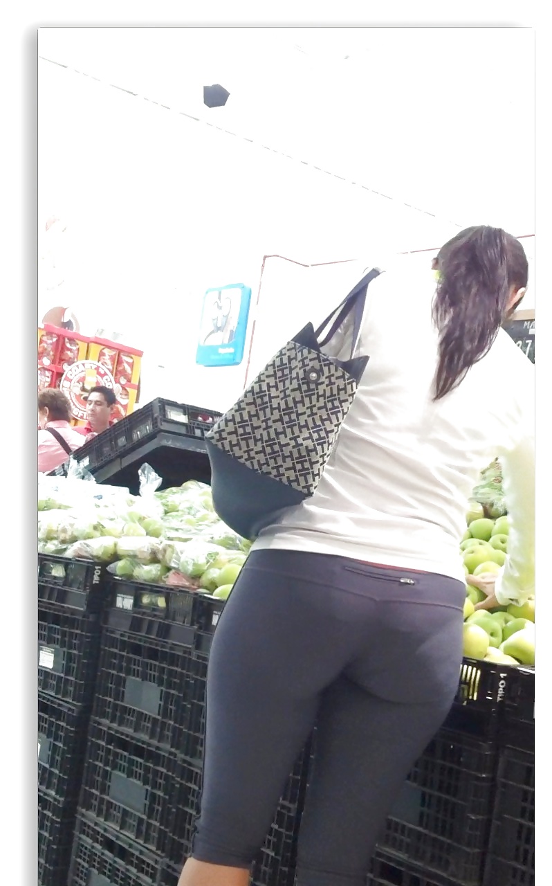 Hot ass in the supermarket #39528600