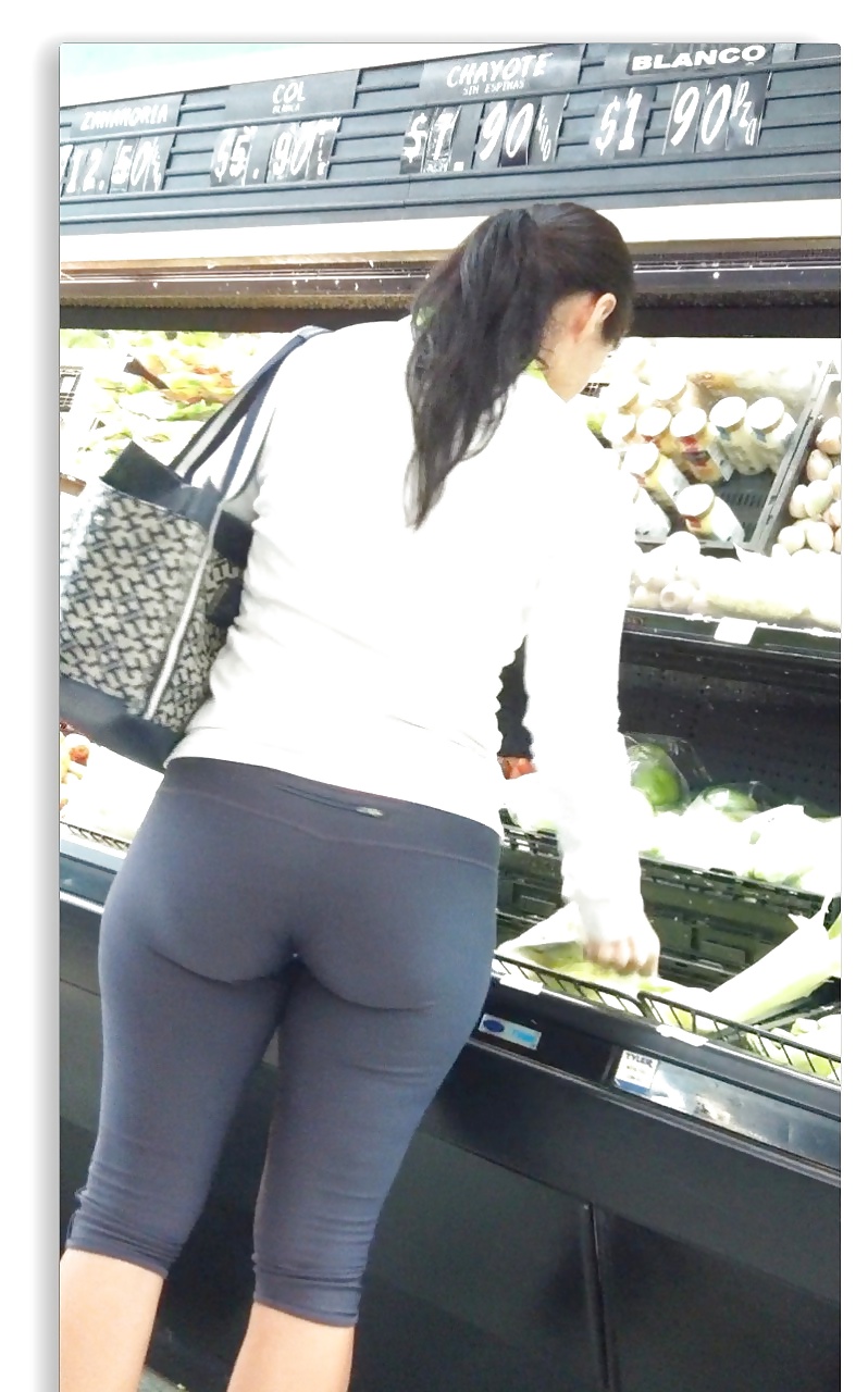 Hot Ass Im Supermarkt #39528680