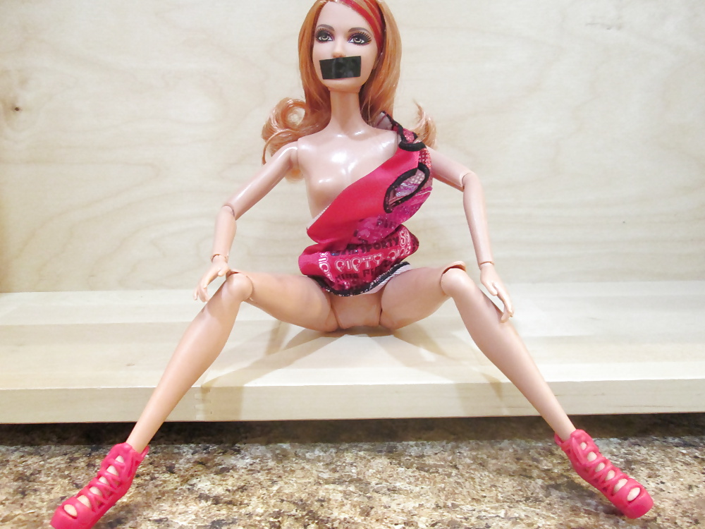 Redhead hottie, tied up #40270452