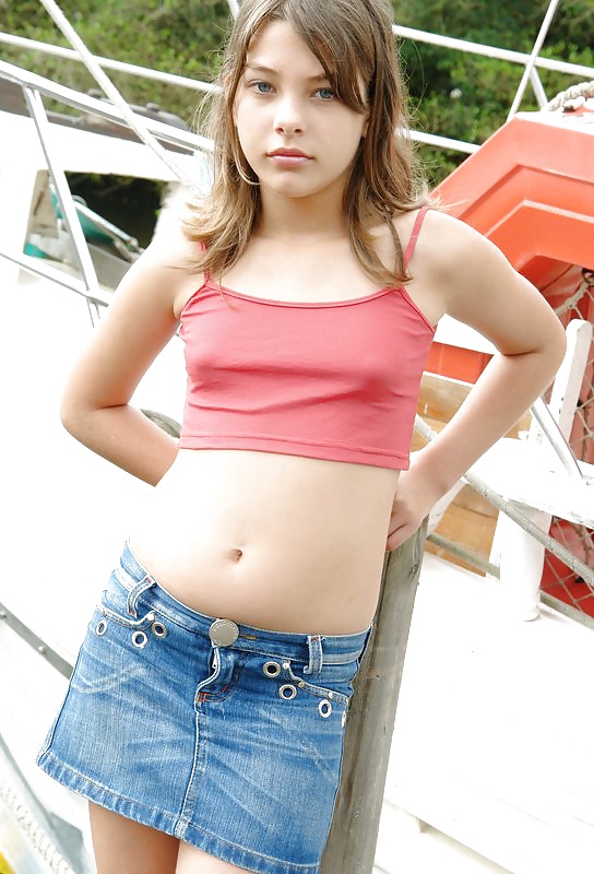 新しいティーンズ
 #39571315