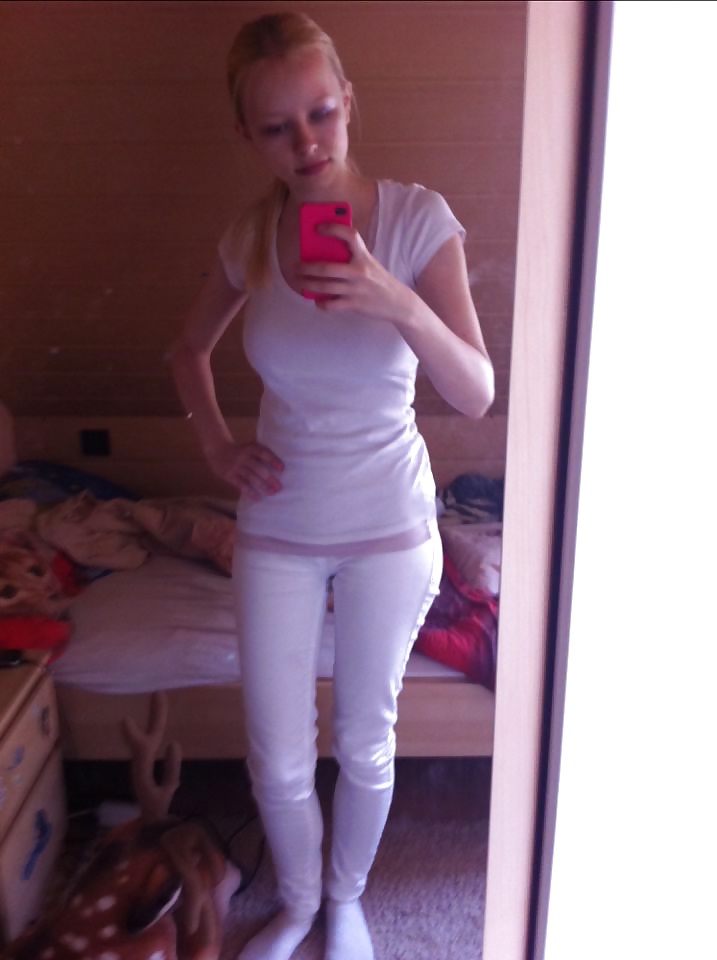 新しいティーンズ
 #39571396