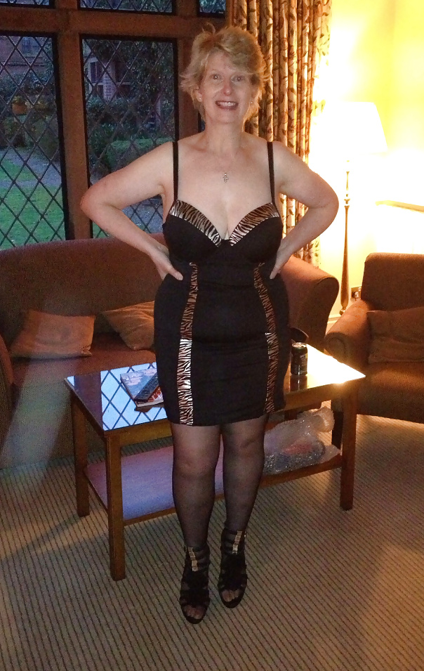 Sexy teaser
 #27973498