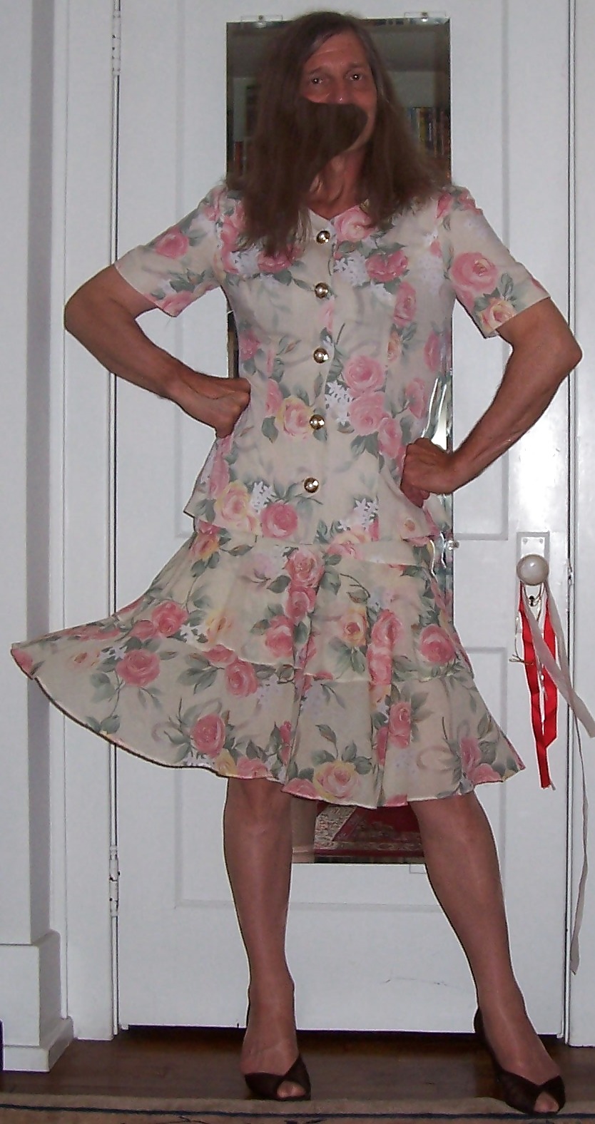 Travestismo - chica de las flores
 #25862058