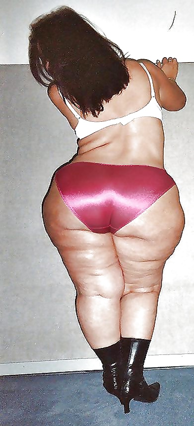 Big Fat Round Bubble Stocky Meaty Ass Butt Booty Donk #40258856