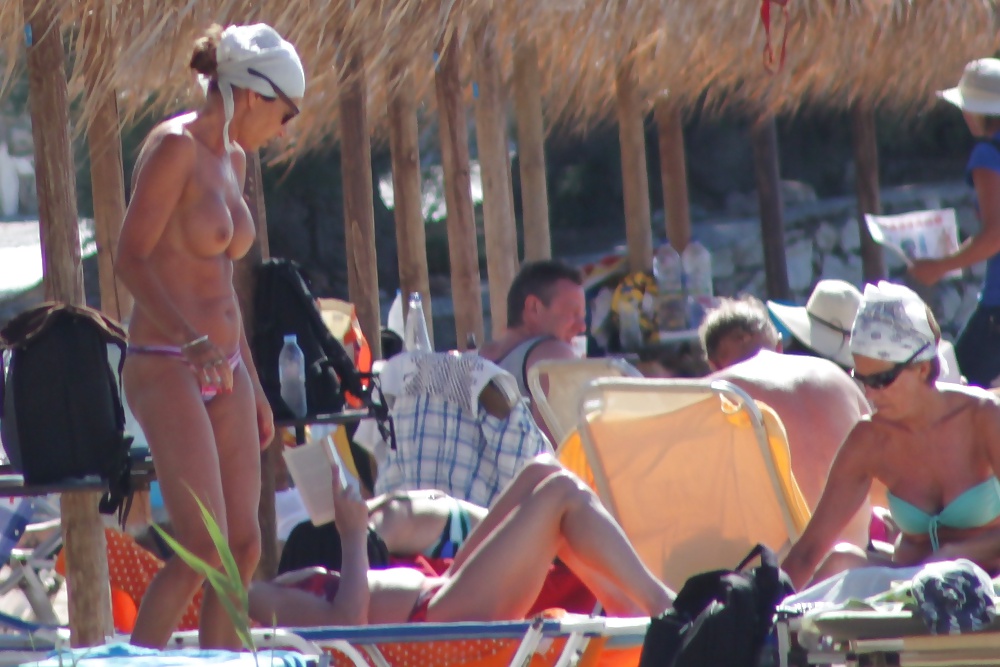 Oben-ohne-Strand In Paros3 #28257311