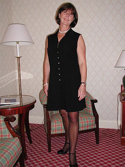 Mature natural lady ff nylons #39222845