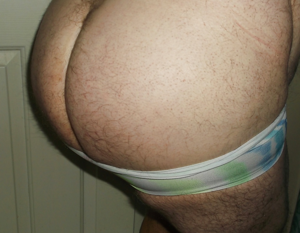 私のパンティ付きのお尻
 #39657356