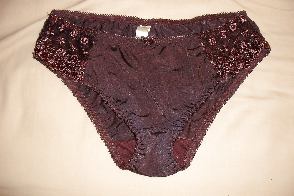 Petites culottes de la voisine 2 #27263234