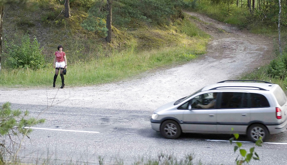 Prostituta di strada matura al lavoro
 #30302351