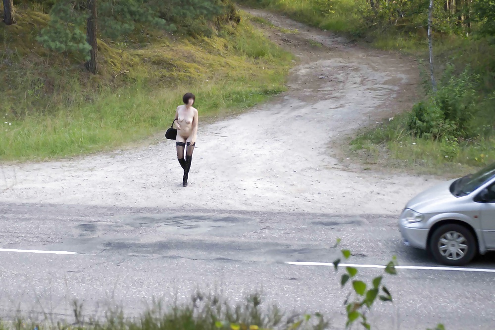 Prostituta di strada matura al lavoro
 #30302401