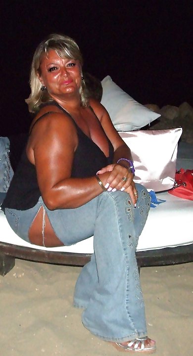 mature sexy 4 a commenter #36354349