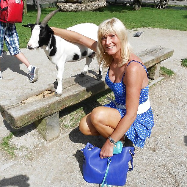 mature sexy 4 a commenter #36354386