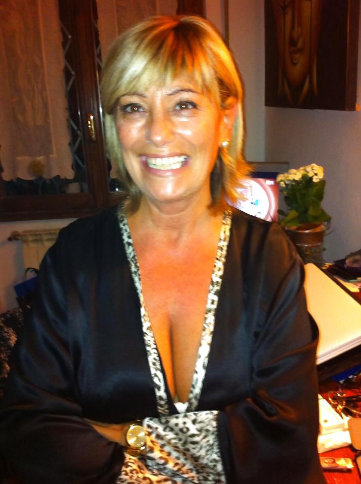 mature sexy 4 a commenter #36354421